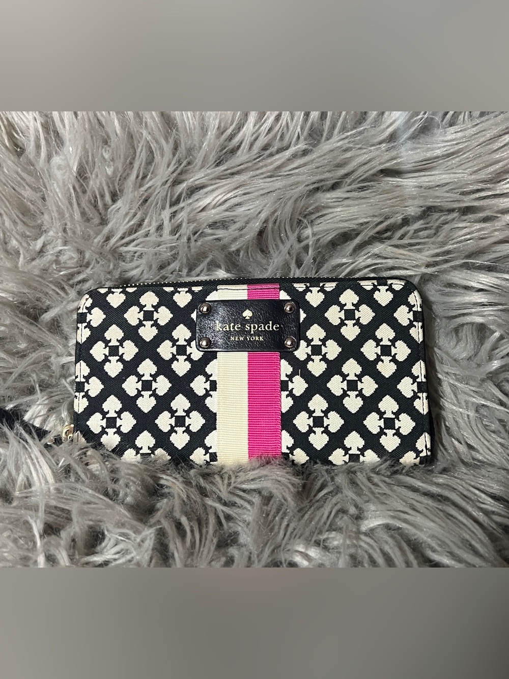 kate spade Black & Ivory Patterned Zip Wallet with Pink Stripe